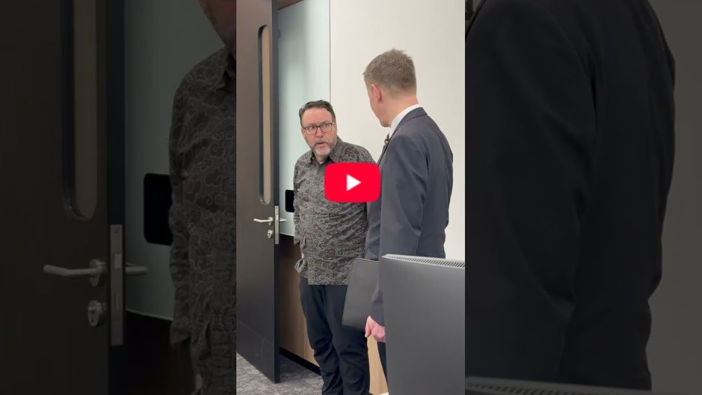 Play Video - Australian Ambassador to Indonesia visits DLI